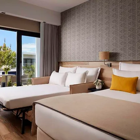 Tivoli Hotel *