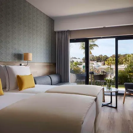 Tivoli Hotel *