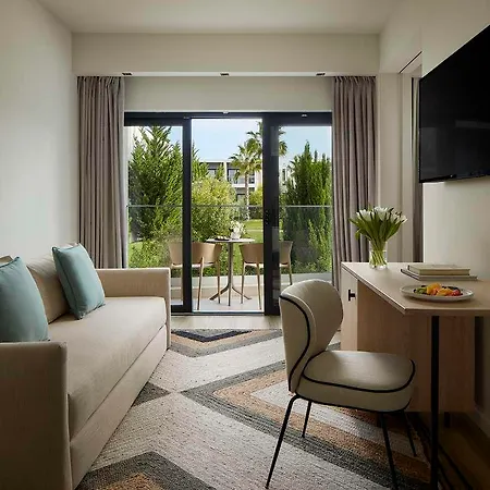 Tivoli Hotel