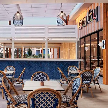 Hotel Tivoli *